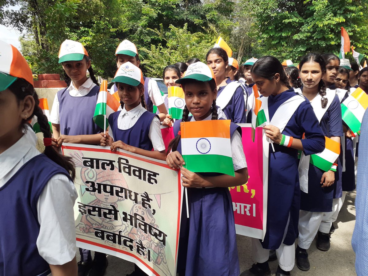 DCRRaj_Official's tweet photo. Thousands of children and young people across Rajasthan marked the International Youth Day (August 12) by pledging against child marriage and echoed a unified message- Bal Vivah Mukt Rajasthan.
#RajasthanForEveryChild #BalVivahMuktRajasthan #StopChildMarriage #1098Childline https://t.co/FLCyqqZKXy