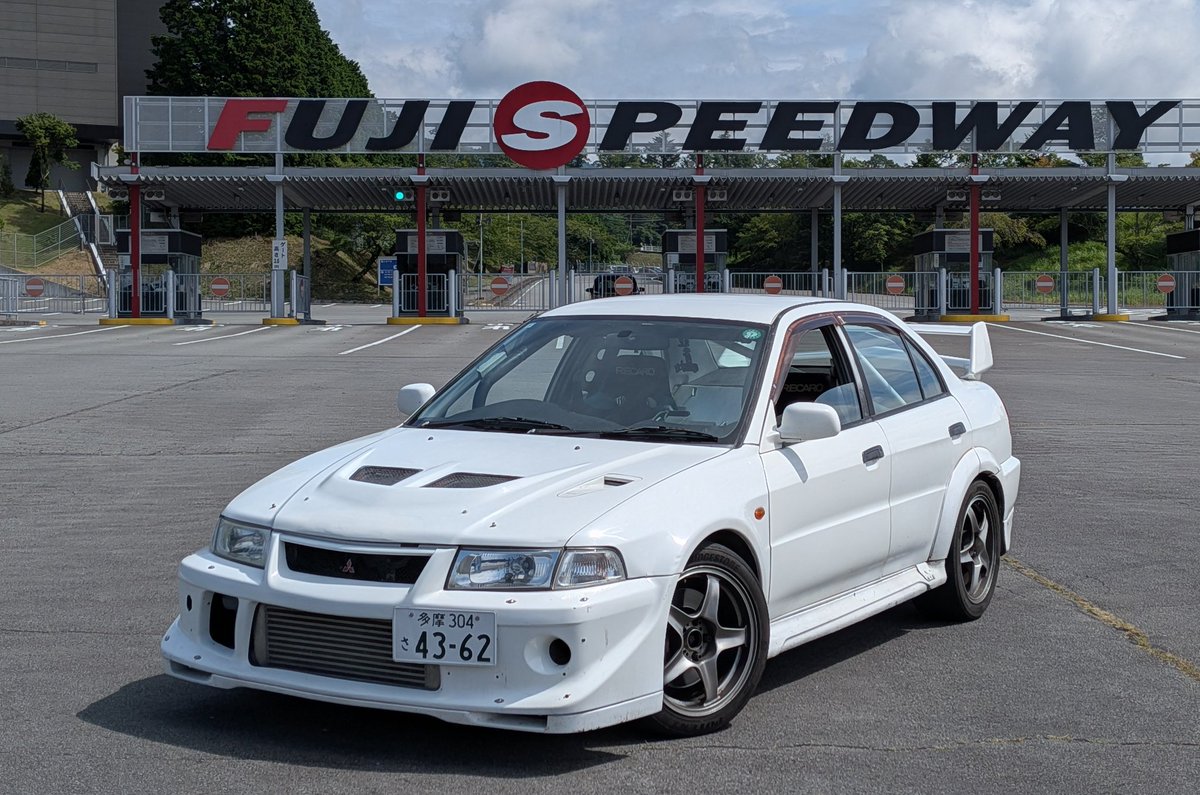 折口 哲 tweet media