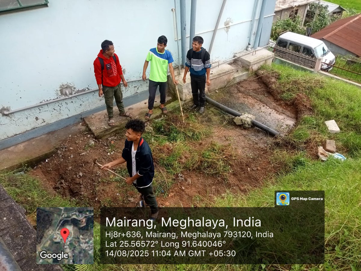 TSMCMairang's tweet photo. Cleaning Drive cum Har Ghar Tiranga by Nss unit Tirot Sing memorial college today 24/8/2025 @ the College premises.
120 volunteers participated.
@_NSSIndia
@nss_rdguwahati
@CellNehu
@mybharatgov https://t.co/2y9B64K9gB