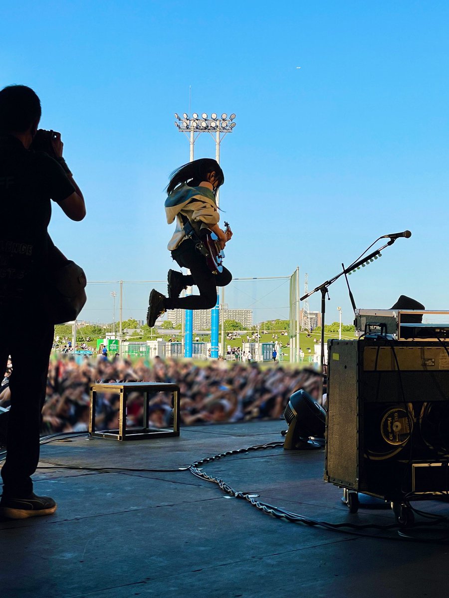 저는정말궁금해
사람이이렇게까지수직으로뛸수있는지
아마고양이인듯