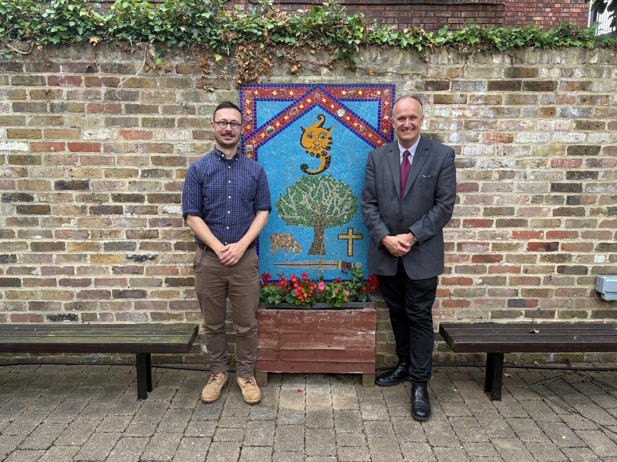 Neil Hudson tweet media