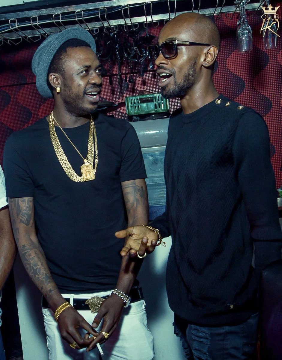 Iampapismiley's tweet image. Two kings, one story 👑 #ThrowbackVibes