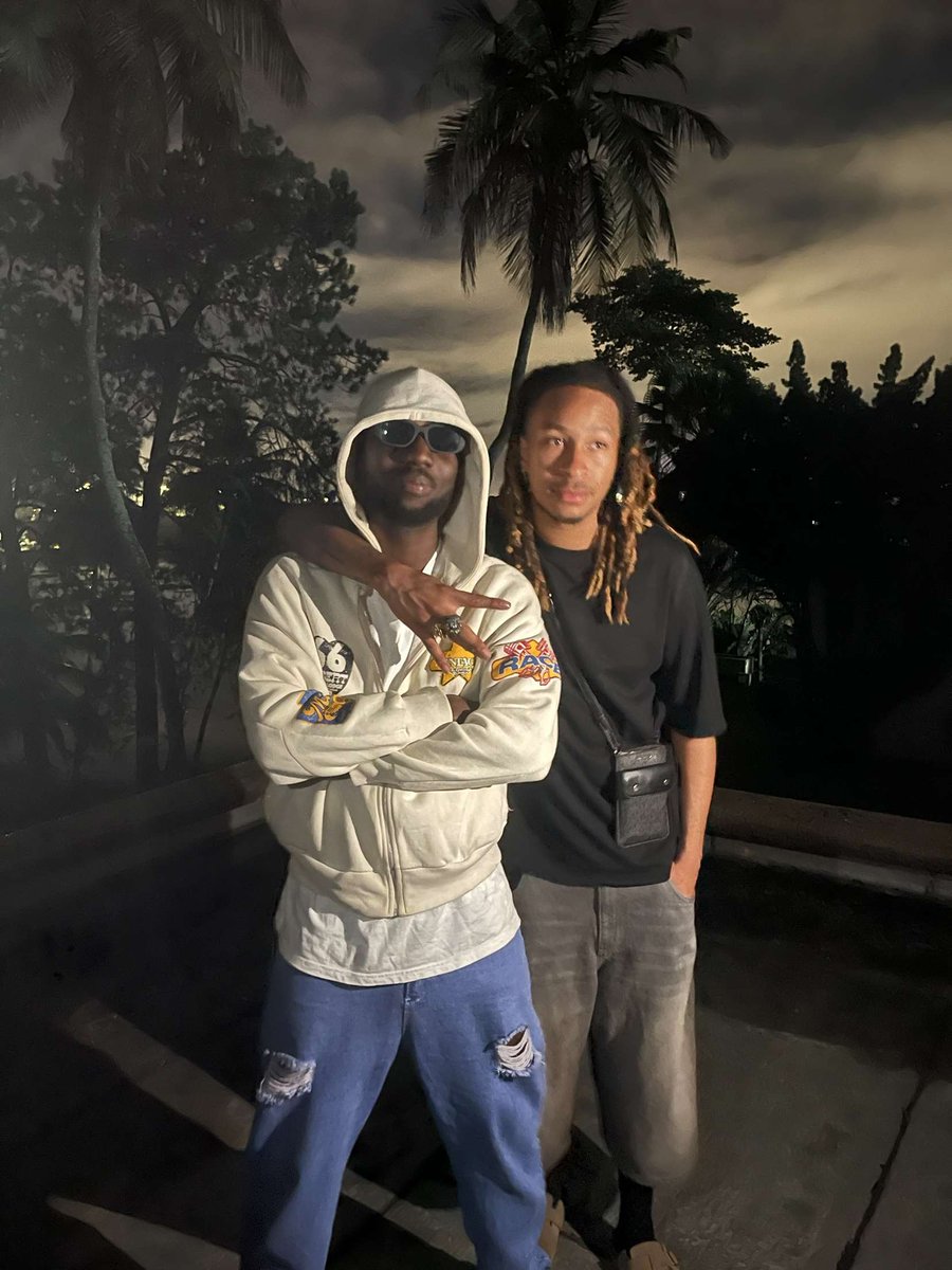 Flasco4real's tweet photo. First Day out https://t.co/IiTI0yEGRH