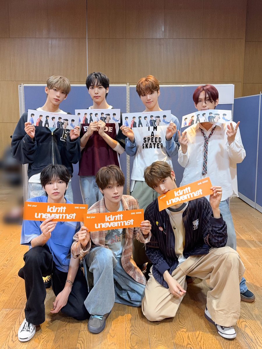 📸 250814 #엠카운트다운

팬분들과 아이덴티티가 함께라면
괜찮아 전부 🧡

#idntt #아이덴티티 #アイデンティティ
#YouNeverMet #던져_Storm #BOYtude
#unevermet