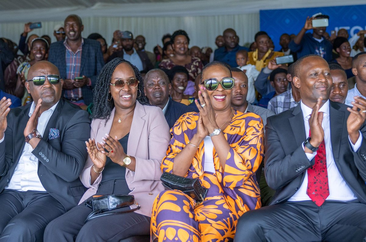 In his closing address, Prime Minister Dr. Nsengiyumva highlighted the essence of Itorero as a culturally rooted, homegrown solution that has played a pivotal role in Rwanda’s transformation following the 1994 Genocide against the Tutsi. 

He urged Indangamirwa graduates to