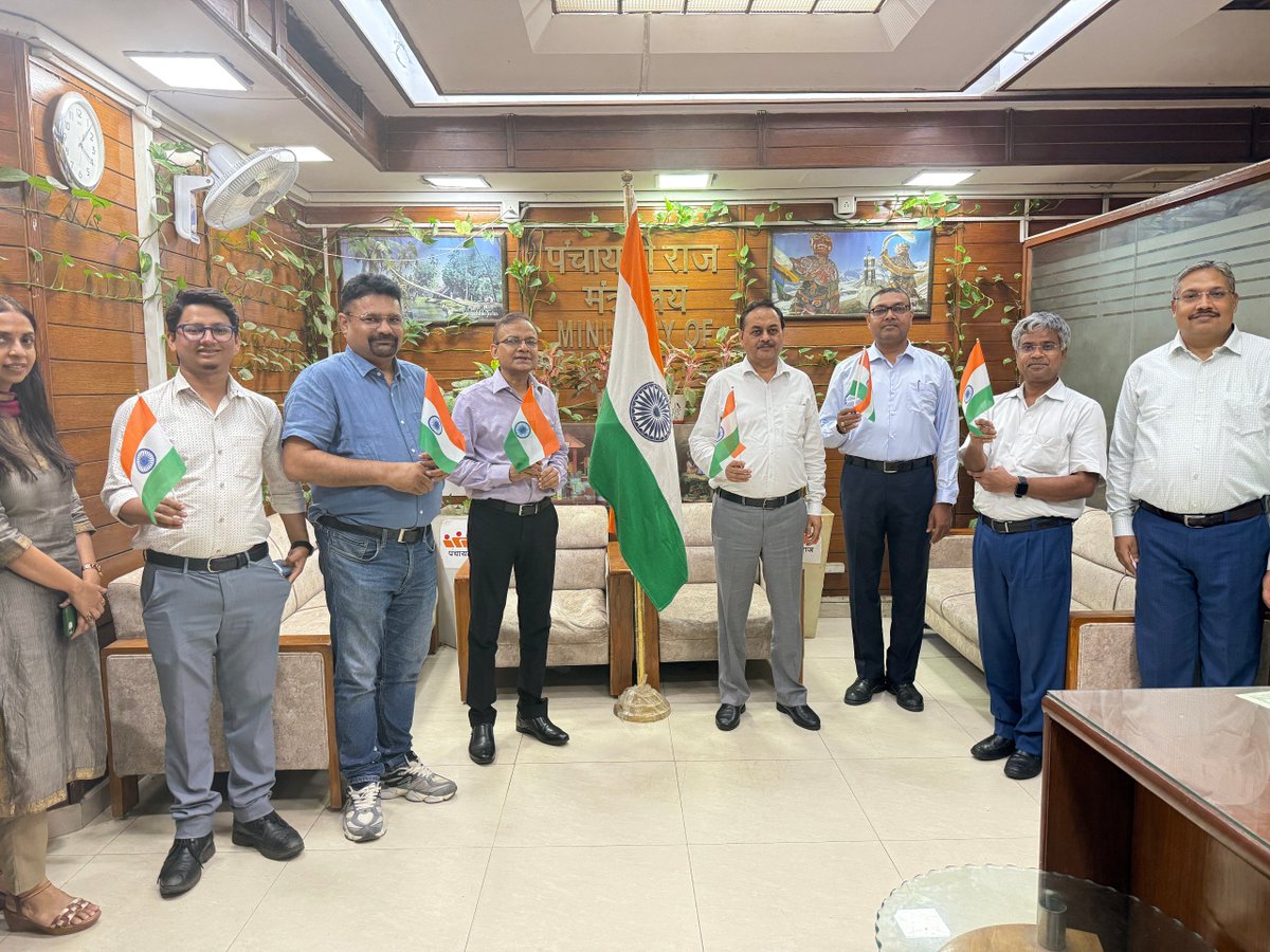 mopr_goi's tweet photo. Officers and staff of the Ministry of Panchayati Raj enthusiastically participated in the #HarGharTiranga Abhiyan, demonstrating patriotic fervour and deep respect for the National Flag. The nationwide #HarGharTiranga Abhiyan, which commenced on 2nd August 2025, will culminate on 15th August 2025 with a unified display of the #Tiranga across homes, institutions, and public spaces – symbolizing our shared commitment to national pride and unity.

#PMO #MoPR #MoCulture
#HarGharTirangaAbhiyan #Tiranga
#HarGharTiranga #HarGharTiranga2025