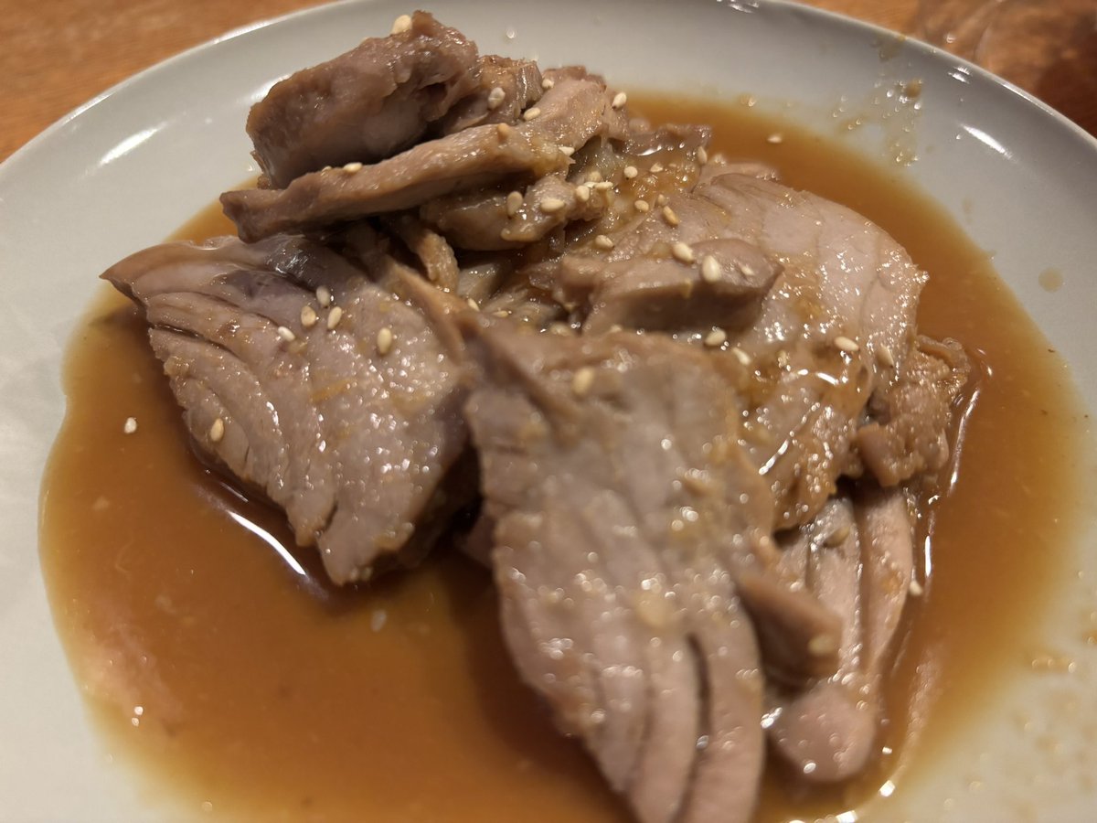 gakufishing's tweet photo. 長芋キュウリぶっかけ🍚と生姜焼きぺい https://t.co/WzPWGWOWKi
