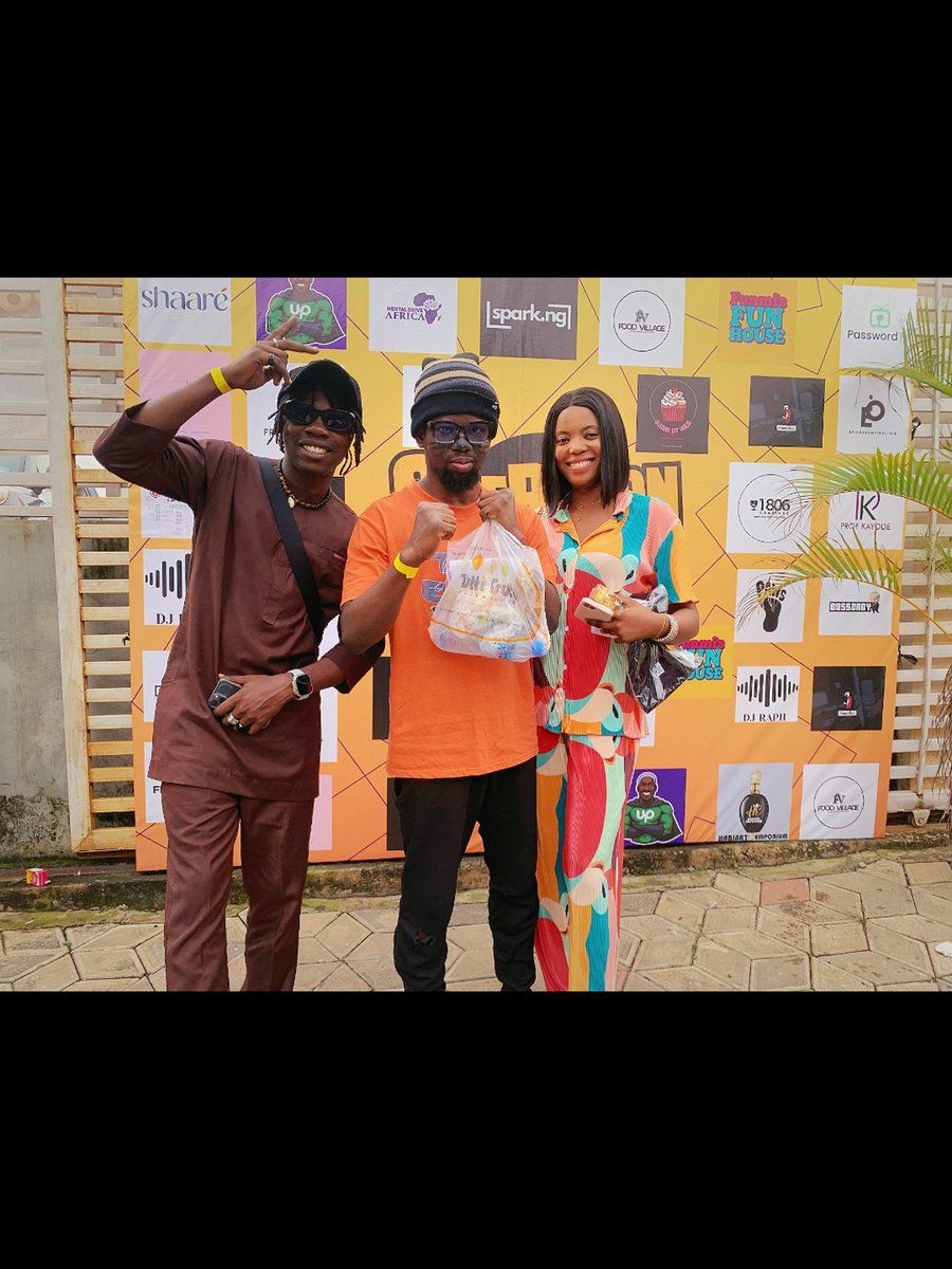 funmilyodudu's tweet photo. Pictures from Operation Unadulting 1.0🥹🥰

#OperationUnadulting #Ibadan https://t.co/W377YqyyNt
