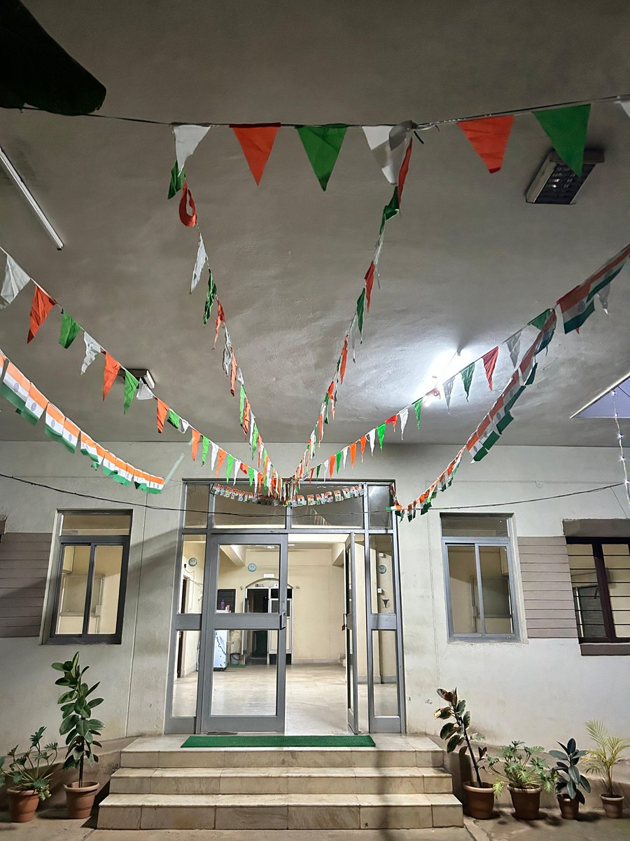BangaloreCwc's tweet image. The premises of the Monitoring South Organisation, CWC, Bengaluru, were resplendent with the Tricolour, symbolising the unity, pride, and patriotic fervour of the officers and staffs. 
 #HarGharTiranga2025 #cwc25 #IndependenceDay2025 #Going #Government #IndependenceDay