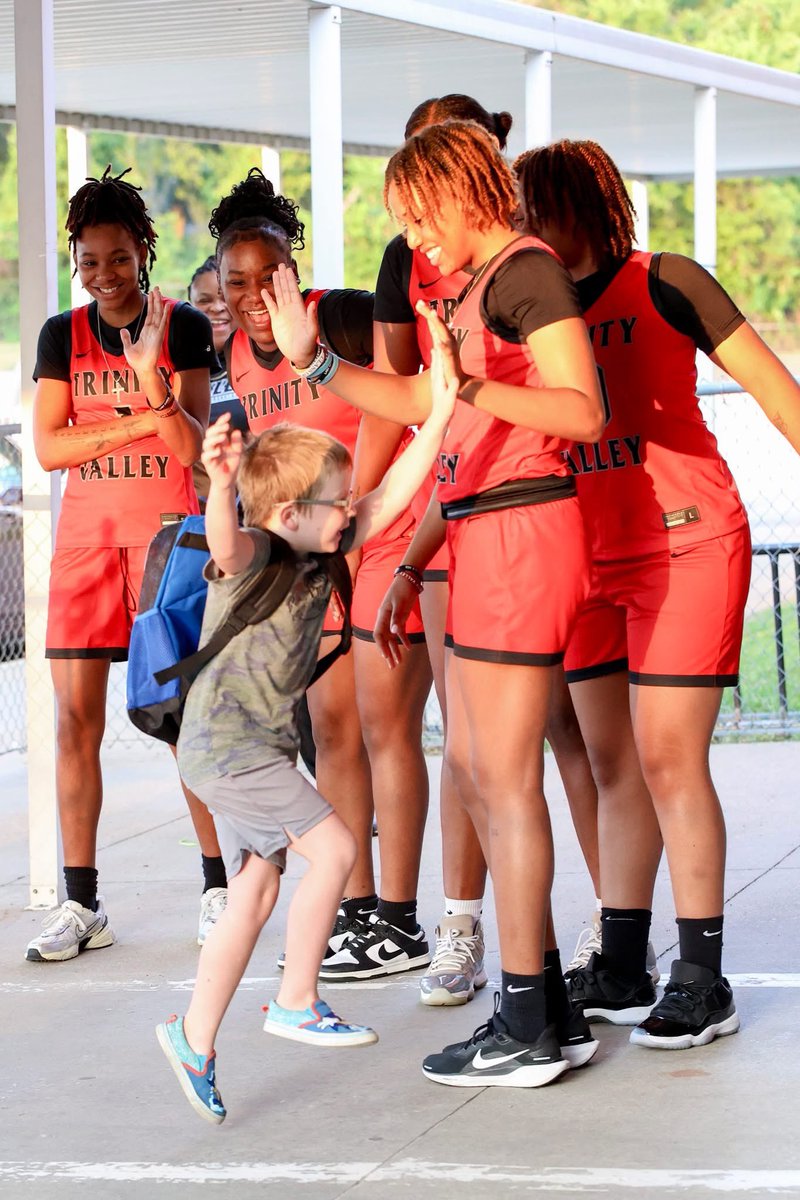 What a time we had with Kemp ISD welcoming the kiddos back to school! We enjoyed seeing the excitement, the energy, and the smiles on the kids faces! Thank you for allowing us to be a part of such a great community! #Kempgrows #BirdGang #CodeRed #makeadifferencetoday