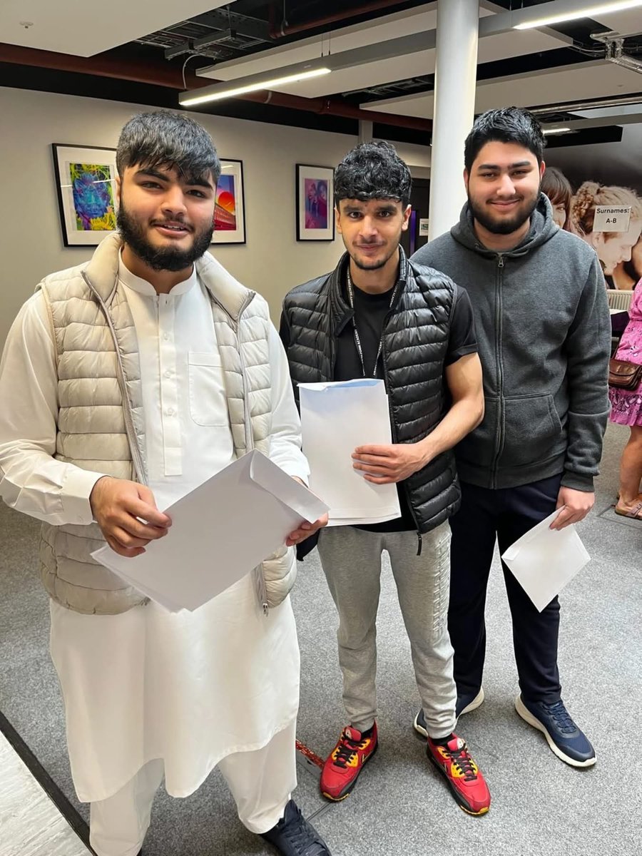 ✨🥳 RESULTS DAY 2025 🥳✨

What an incredible morning! We are absolutely delighted! Our students have performed so well, breaking every record at the college for progress and attainment to date 😄👏 🎉

Today we have celebrated Oxbridge successes, Dentistry successes and an