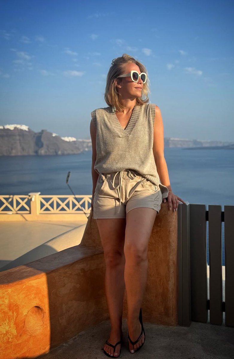 MyFemaleCrush's tweet image. #LauraHamilton