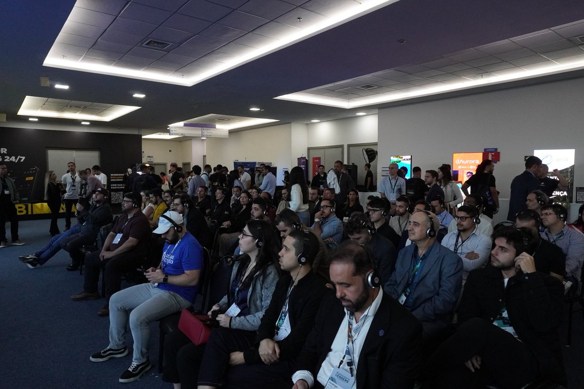 At Blockchain Rio, as part of the Legalhack track by <a href="/Fcmlaw_/">Fcmlaw</a>, I had the chance to present on decentralized IP licensing in Web3, featuring the amazing work of <a href="/StoryProtocol/">Story</a>.

Huge thanks to <a href="/devrelius/">Andrea | Devrelius</a> and Nick for their support and the Story grant.