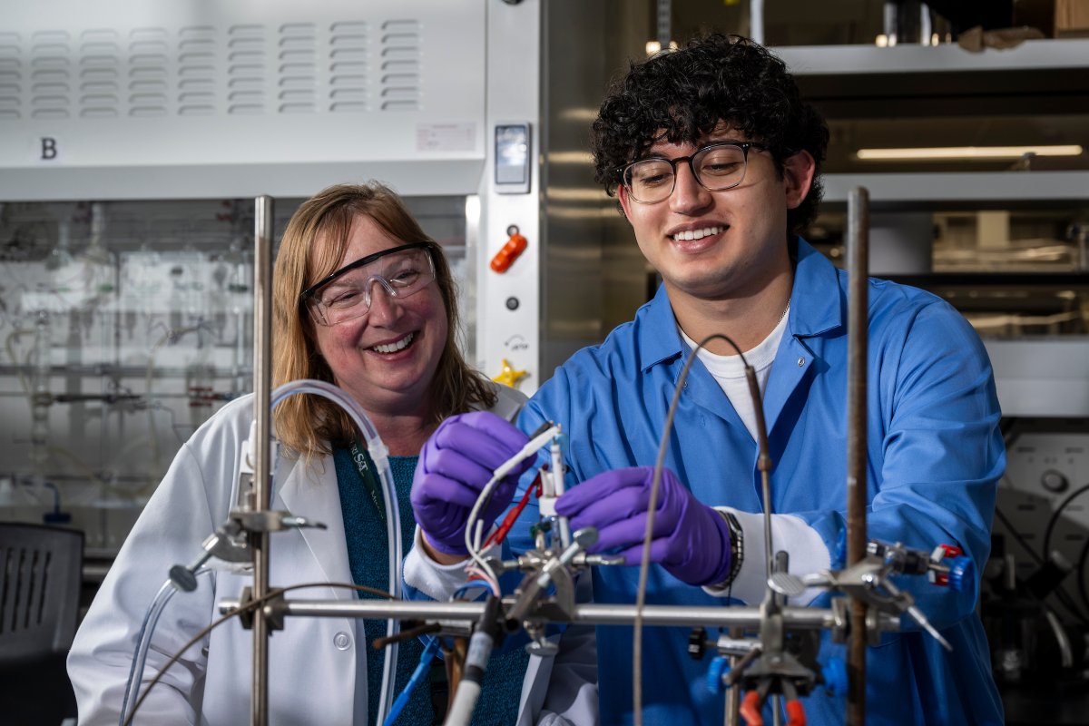 Missouri S&amp;T has been awarded a five-year $19.8 million agreement from the NSF's Center for Synthetic Organic Electrochemistry! This chemical innovation center will be led by S&amp;T’s chemistry department in partnership with 13 other institutions! news.mst.edu/2025/08/missou…
