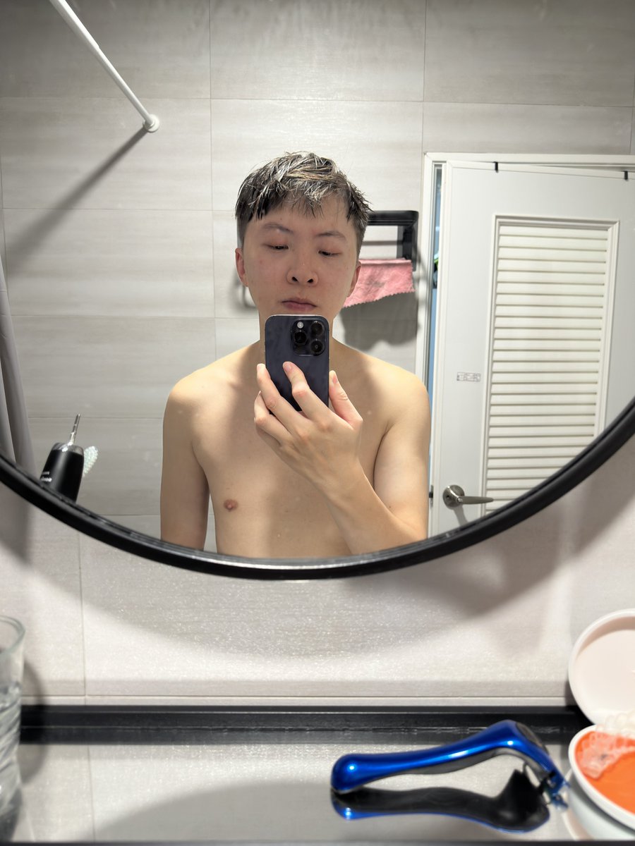 潛水好久 最近又在搬家好麻煩😒
