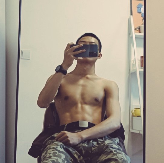 你们不是三个蛋吗 tweet media