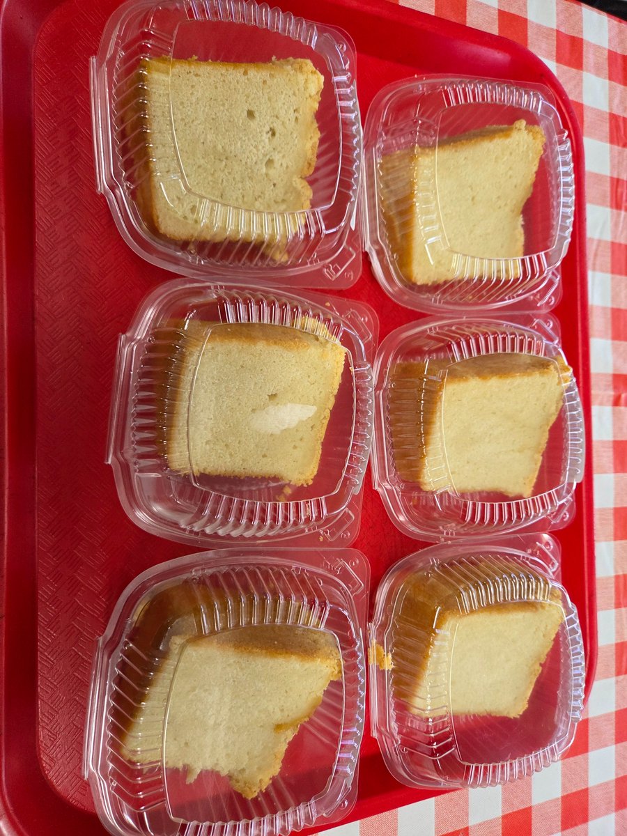 HarrisBarBQue's tweet photo. It's official! Uncle Willie's Pies is now our dessert supplier. We have vanilla pound cake today. See ya soon. https://t.co/FSnjKeyIN8
