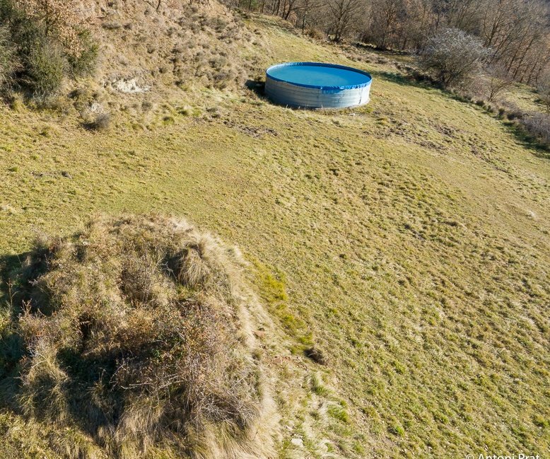 Avui recorreguts preventiu per Sant Bernabé de les Tenes i el veïnat de Llaés (Ripoll)

Comunicada incidència en el dipòsit antiincendis del Mas El Teixidor a <a href="/Aj_Ripoll/">Ajuntament de Ripoll</a> <a href="/PLRipoll/">Policia Local Ripoll</a> <a href="/bomberscat/">Bombers</a> #Llaés #Ripoll