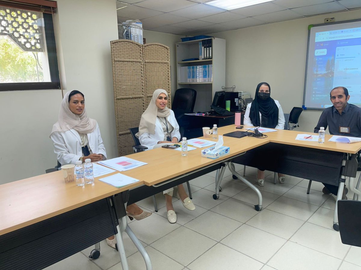 E1_Academic's tweet photo. تم بحمد الله، استكمال مقابلات المرشحين لبرنامج الرعاية العاجلة في طب الأسرة، والبالغ عددهم 40 مرشحًا، سائلين الله لهم التوفيق والنجاح.
#الرعاية_العاجلة_في_طب_الأسرة
#البورد_السعودي https://t.co/JYiSrqmAC9