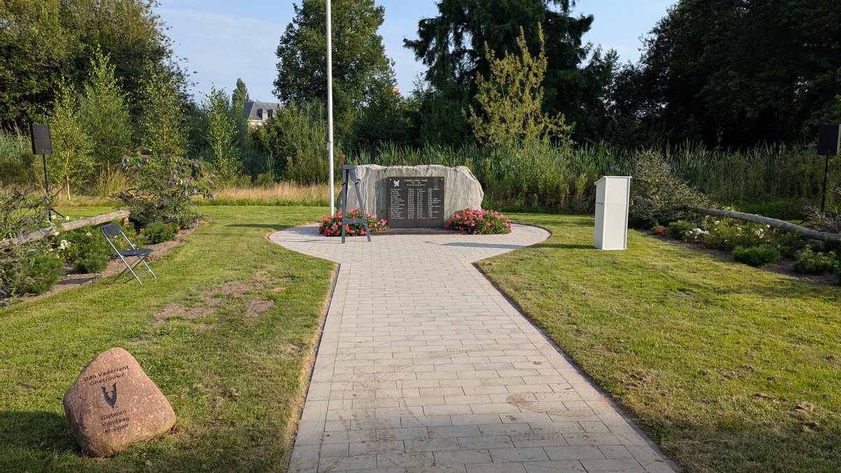 discappy's tweet image. Vanavond geluid verzorgen bij de Indië herdenking #Almelo . Vanaf 19.30 uur in het Hagenpark