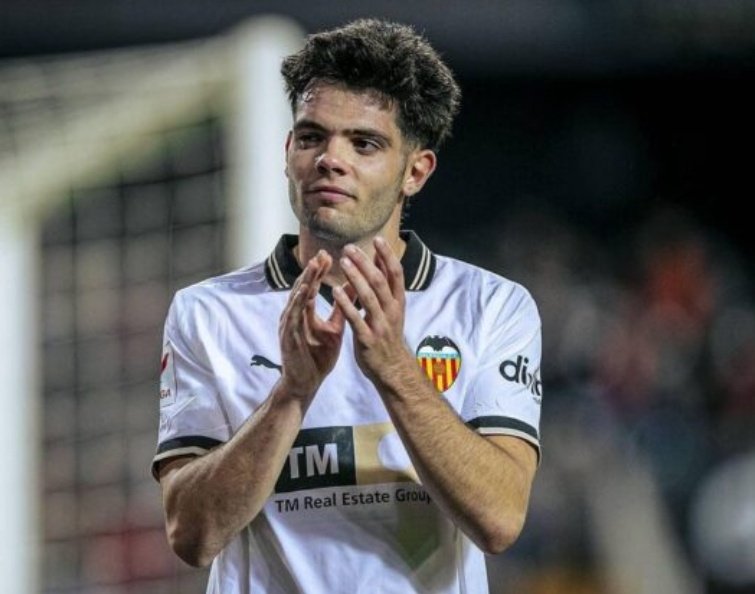 INFO MESTALLA (@info_mestalla) on Twitter photo 🚨FRAN PÉREZ
⚡Se marcha TRASPASADO al Rayo Vallecano
✅Luz verde de Corberán
💶1 M€ + 500K variables + 20% futura venta
🚘 Jugador viaja a Madrid
ℹ️ <a href="/Generaldepie_/">Héctor Gómez</a> 🚨FRAN PÉREZ
⚡Se marcha TRASPASADO al Rayo Vallecano
✅Luz verde de Corberán
💶1 M€ + 500K variables + 20% futura venta
🚘 Jugador viaja a Madrid
ℹ️ <a href="/Generaldepie_/">Héctor Gómez</a>