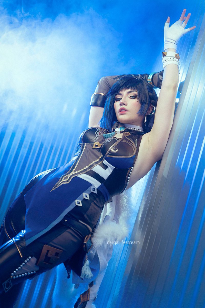 You scratch my back, I’ll scratch yours 

Yelan by me