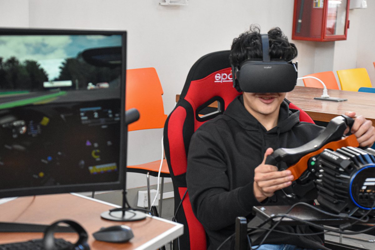 UCBLaPaz's tweet image. La U.C.B. Sede La Paz celebró el Alumni Week 2025, un evento para fortalecer el vínculo entre exalumnos, estudiantes, instituciones y autoridades académicas, fomentando el intercambio de experiencias y la preparación para el mercado laboral. lpz.ucb.edu.bo/arranca-la-alu…
#AlumniWeek