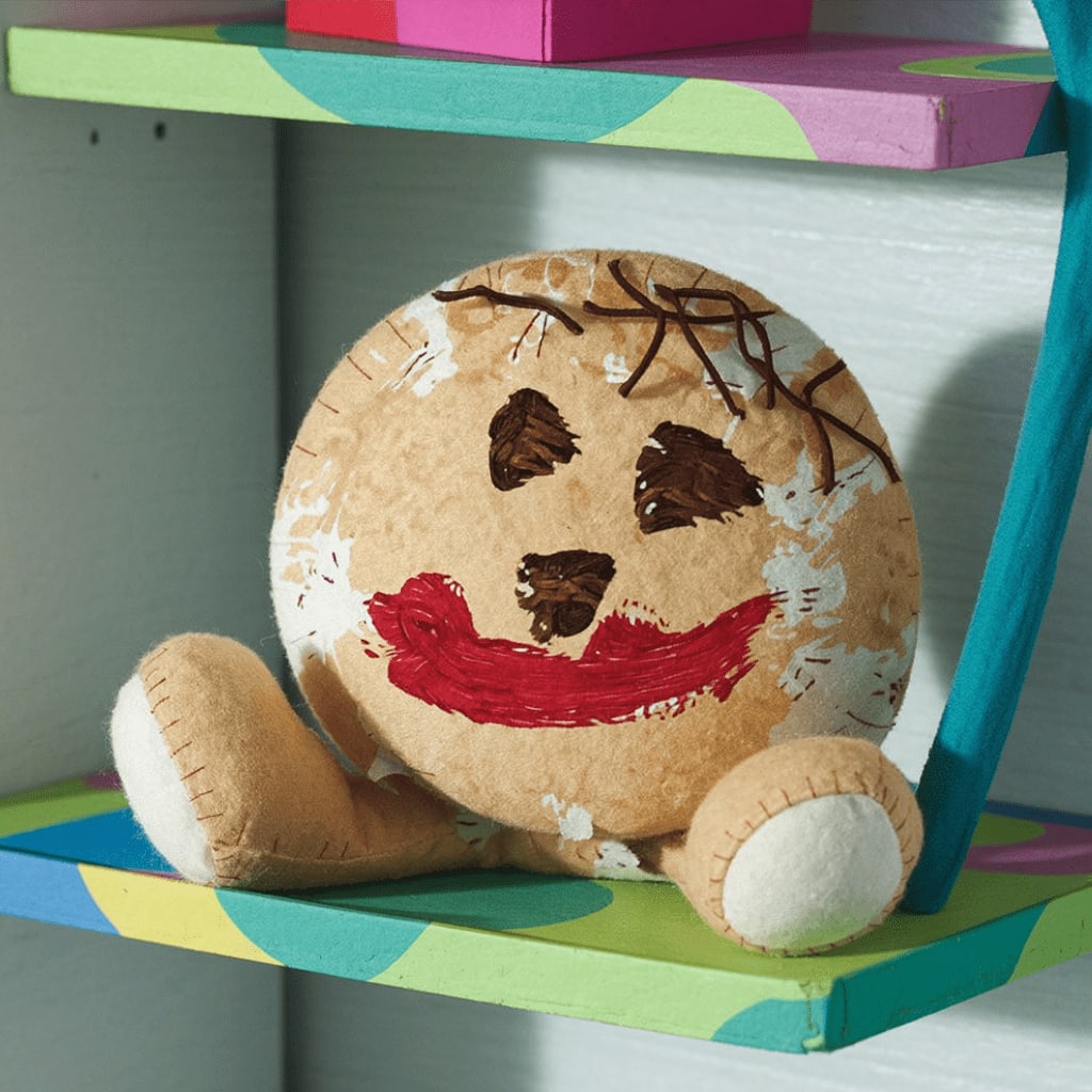 CodeNinjasBurl's tweet image. Ready for some next-level fun with AI? Check out what happened when we gave AI a picture of a painted paper plate with different prompts to turn it into characters from Pixar-style to stuffed animal to space conqueror.

#FunWithAI #FamilyTech #KidArt #AIart #CreativeParenting