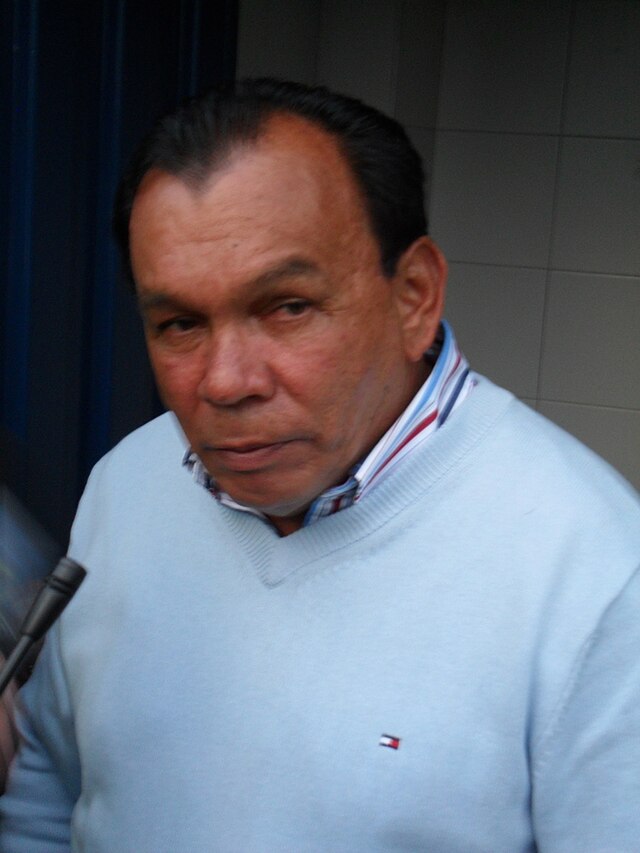 twtcucuta's tweet photo. Don Pedro barriga es el que quiere que llegue Bernal por otro lado existe otros en carpeta, mateo y José agusto deberán elegir. https://t.co/qXQg95BURb