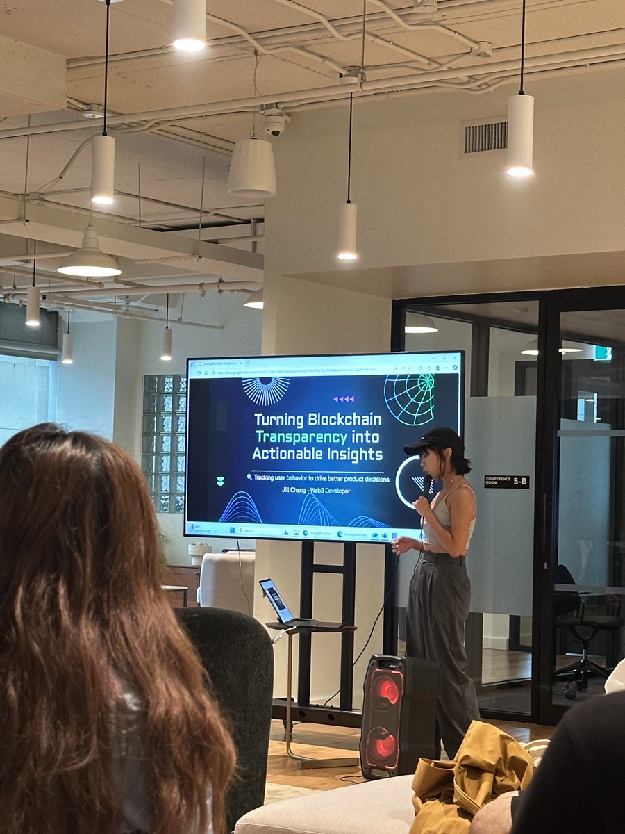 Thanks to everyone who attended our monthly meetup in Toronto! We’re excited to be expanding Blockchain Tuesdays to NYC! 🥰✨ #CONFLUX