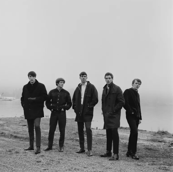 The true recounting behind The Sonics' transcendental 1966  "Boom" album cover. From my Sept. 21, 2021, story in which 6 Northwest rock photographers tell their stories behind their historic images.
seattletimes.com/pacific-nw-mag…