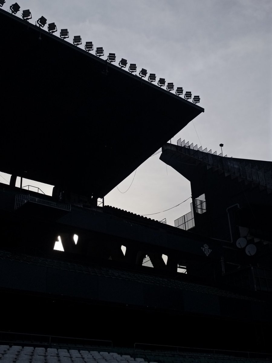 cjgmj's tweet photo. @BetisStats De un tour al estadio en junio https://t.co/2BAkpG0FsW