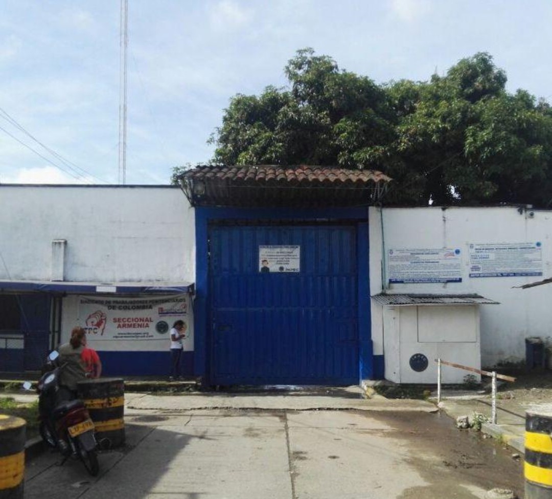 Procuraduría sancionó con destitución e inhabilidad por 10 años a oficial del INPEC por acoso laboral en cárcel de Armenia share.google/XWzWiazhTFa34p…
Foto: INPEC