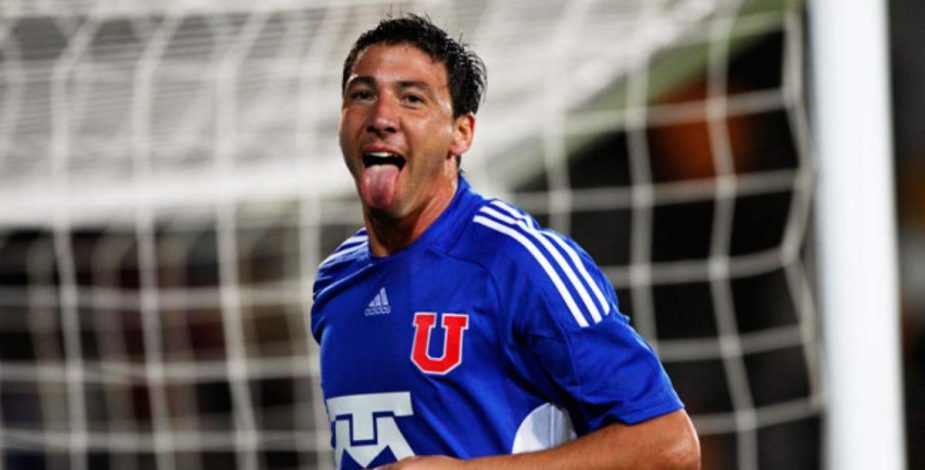 Driver_900's tweet photo. Hoy está de cumpleaños Juan Manuel Olivera, recordado goleador uruguayo de Universidad de Chile 🎂

Partidos jugadores 92
Goles 53
Títulos 🏆

Muchas Felicidades 💙🤘 https://t.co/qB0KgEGk4g