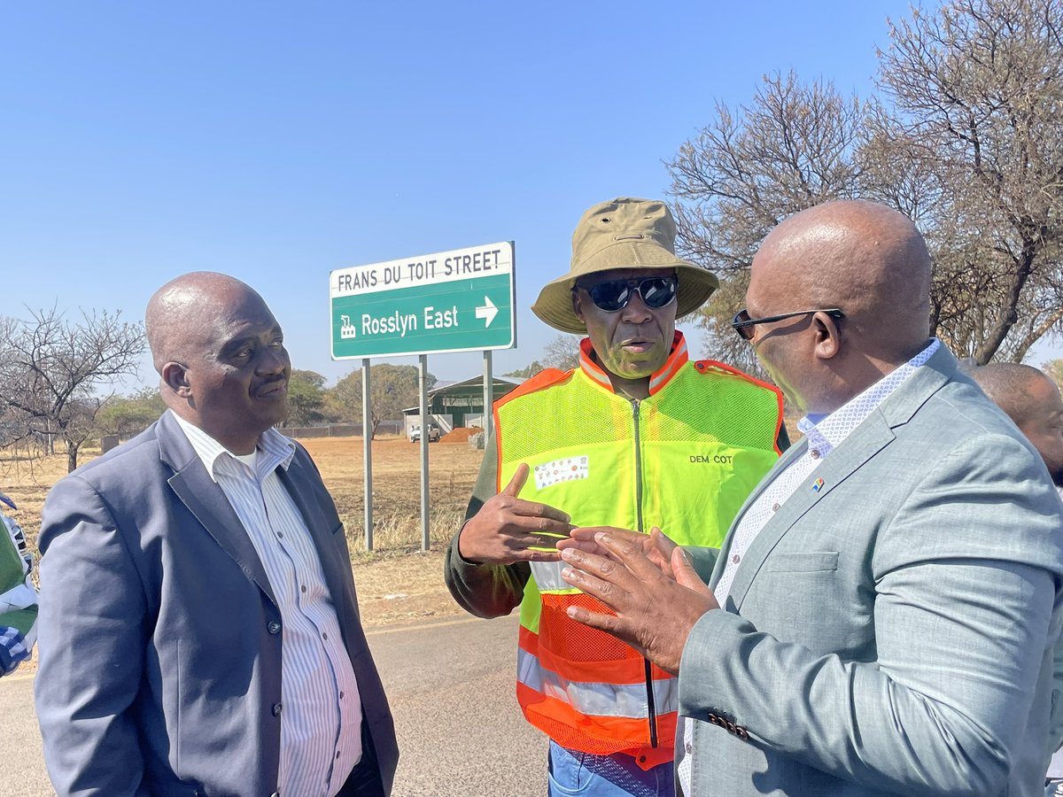 eugene_modise's tweet image. Integrated Service Delivery Operations Programme, under the leadership of Premier Panyaza Lesufi and MEC for CoGTA Jacob Mamabolo, with a dedicated focus on Soshanguve. This strategic initiative brings together all law enforcement agencies from across the province, alongside…