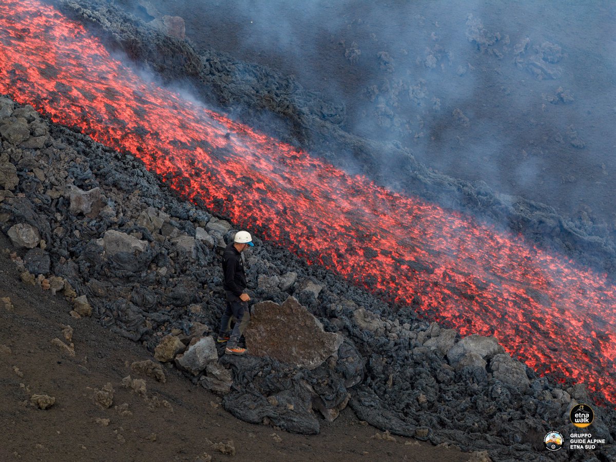 Etna Walk tweet media