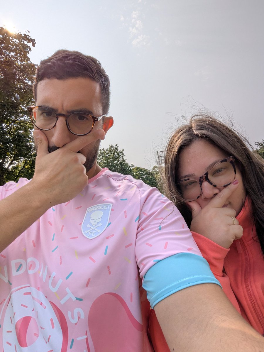 JoserNunez91's tweet image. Continuing to represent lower-division soccer sides across Ireland.

Today, the @provcityfc Rogues get the shout with the “Treat Yo’ Self” kit—one of my favorites in my collection.

#doop #ireland #pvd #pvdrogues #provcityfc