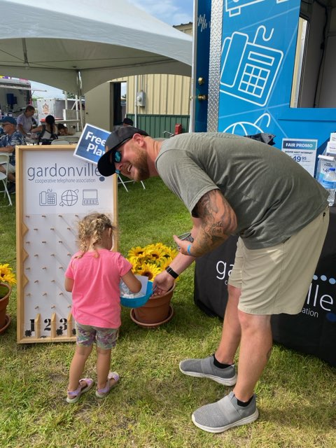 Gardonville's tweet image. We&apos;re having a great time at the Douglas County Fair! Stop by to see us on Calorie Lane for special fair discounts, cool SWAG and our friendly staff to answer your questions! #coopsbuildcommunity #ruraliscool #homegrownconnectivity