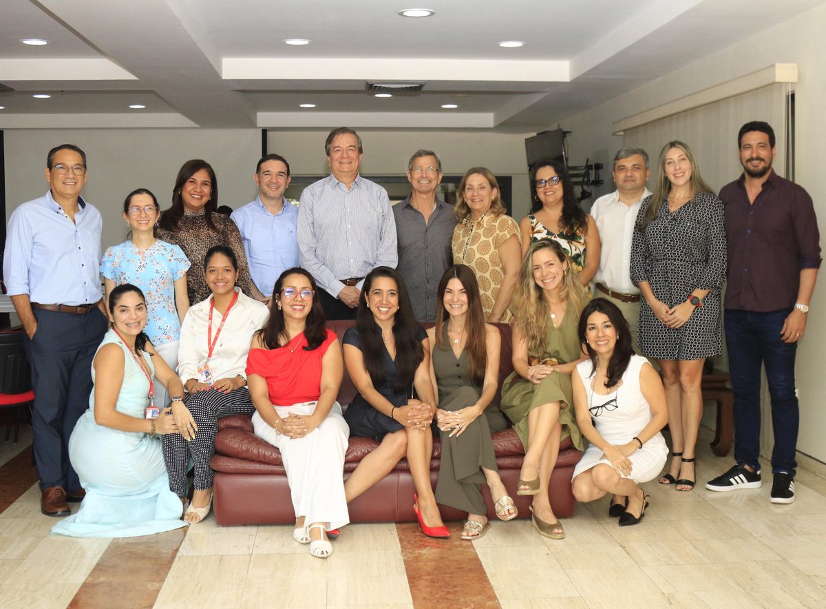 CesarViloriaN's tweet photo. Celebramos alianza entre @utboficial y @ElUniversalCtg para conectar historias de emprendedores, investigadores  y líderes con impacto desde la región hacia el mundo.

Impulsamos a trabajar por un Caribe más competitivo, innovador y conectado con las tendencias globales. https://t.co/uyd5Ih0n29
