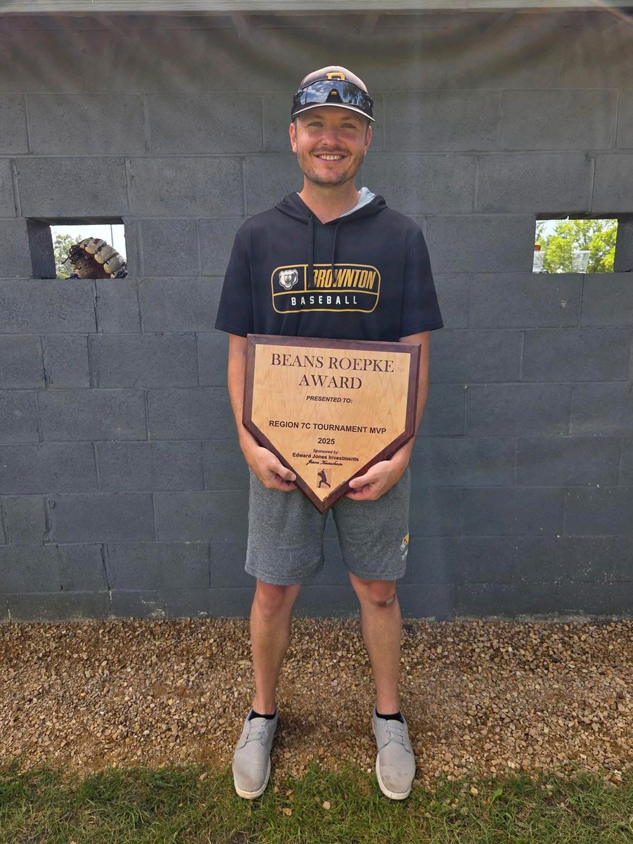 UMCBaseball's tweet image. Minnesota Crookston alum Scott Finberg was named tourney MVP of his amateur team.