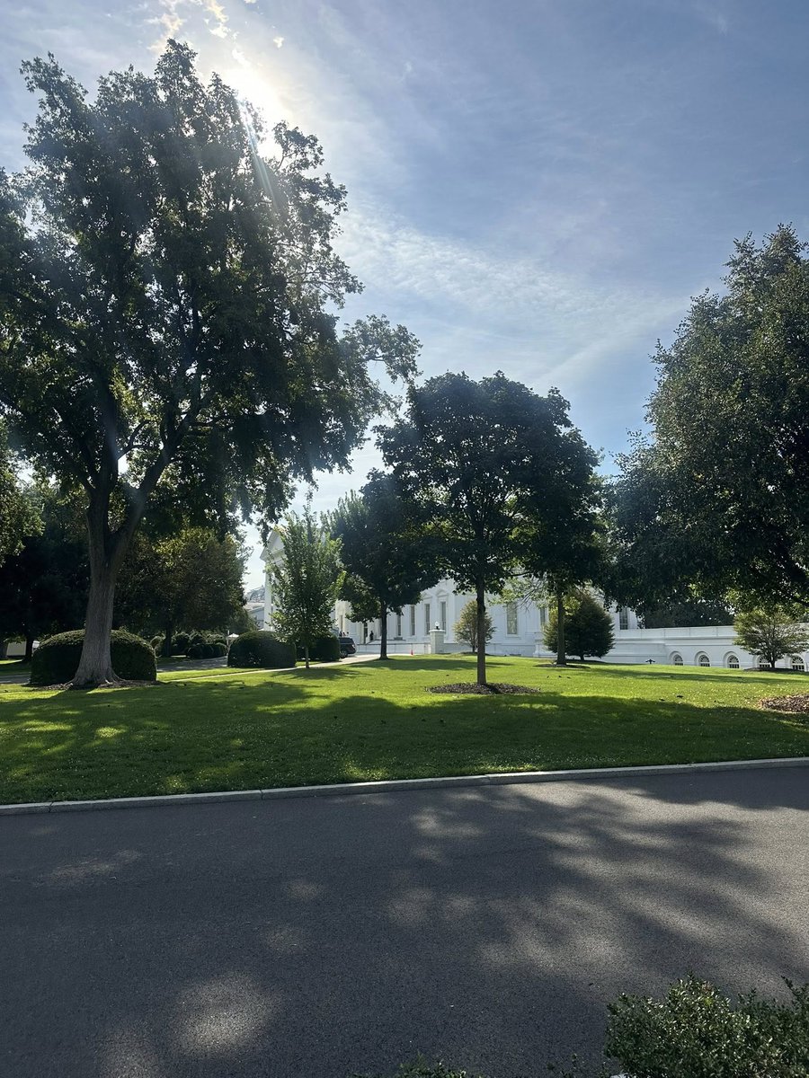 Spent part of the day at the White House for the Hearst Washington News Bureau.

See everyone on the air soon!