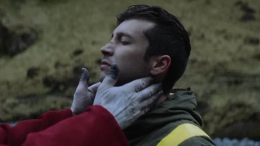 spooky clique BR tweet media