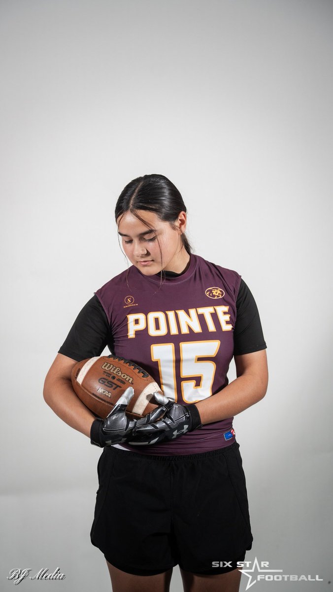 Photos of Mountain Pointe flag from West Valley Media Day are now available to view &amp; download!

📸: Jaylen Inghram
🔗: drive.google.com/drive/folders/…