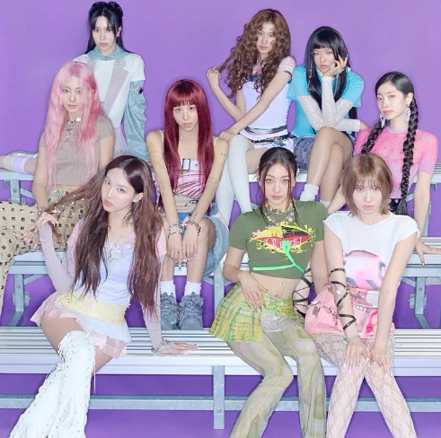 AboutMusicYT's tweet photo. TWICE is reportedly still disucssing their contract renewals with JYP Entertainment. https://t.co/kmab8wUOVN