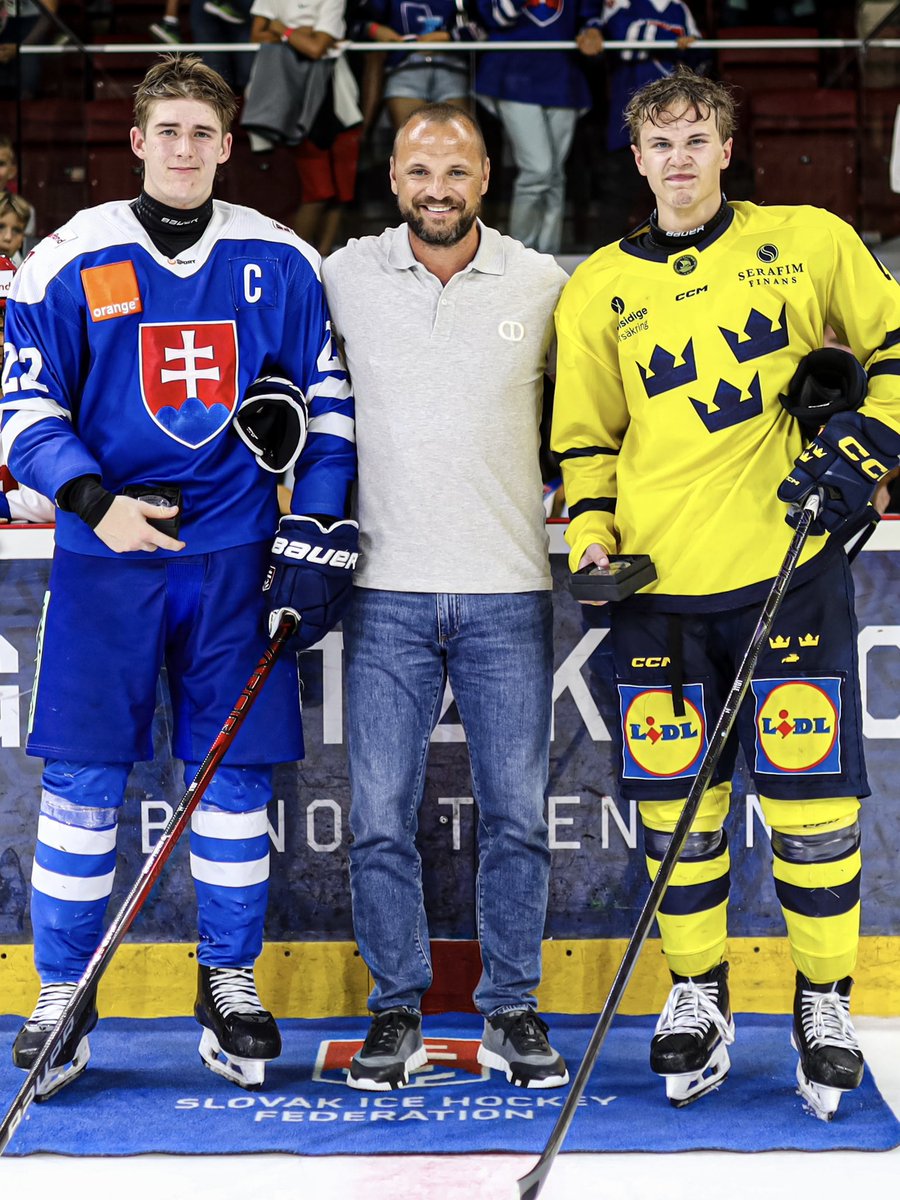 Hlinka Gretzky Cup tweet media