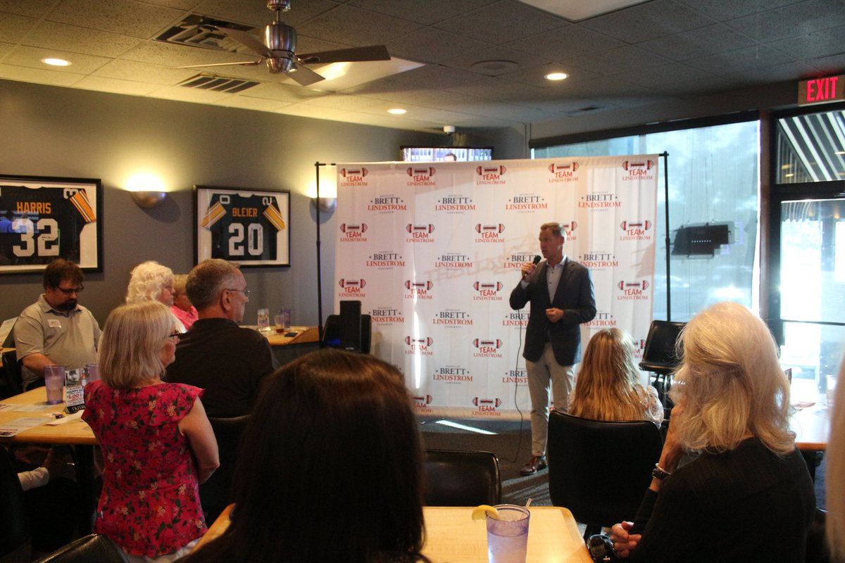 I want to give another huge thank you to everyone who came out to E'Z Place for our Volunteer Kickoff! Your energy and commitment inspire me. Together, we’ll protect our country, our communities, and our families to keep America strong