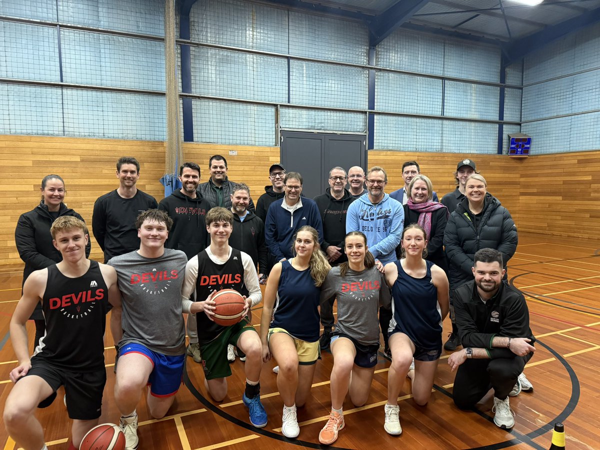 danieljensonau's tweet photo. Thanks to South-East Launceston Devils for having me out for a clinic on Engaging Small Sided Games &amp; Decision Making. Grateful to spend some time and share with a dedicated community of coaches! https://t.co/tczFtZF8AP
