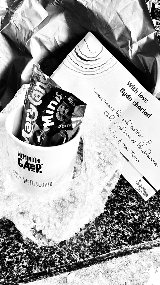 Liz Stanton MBE (@lizstantonmbe) on Twitter photo Lovely surprise this morning – thank you #WeMindTheGap for the mug & goodies! 💛 Loved chatting with the We Discover group – I think I learned as much as they did! Hope to join you again soon. Partnership working at its best.<a href="/GetSafeOnline/">GetSafeOnline.org</a> <a href="/acdunbobbin/">Andy Dunbobbin</a> #Inspiration Lovely surprise this morning – thank you #WeMindTheGap for the mug & goodies! 💛 Loved chatting with the We Discover group – I think I learned as much as they did! Hope to join you again soon. Partnership working at its best.<a href="/GetSafeOnline/">GetSafeOnline.org</a> <a href="/acdunbobbin/">Andy Dunbobbin</a> #Inspiration