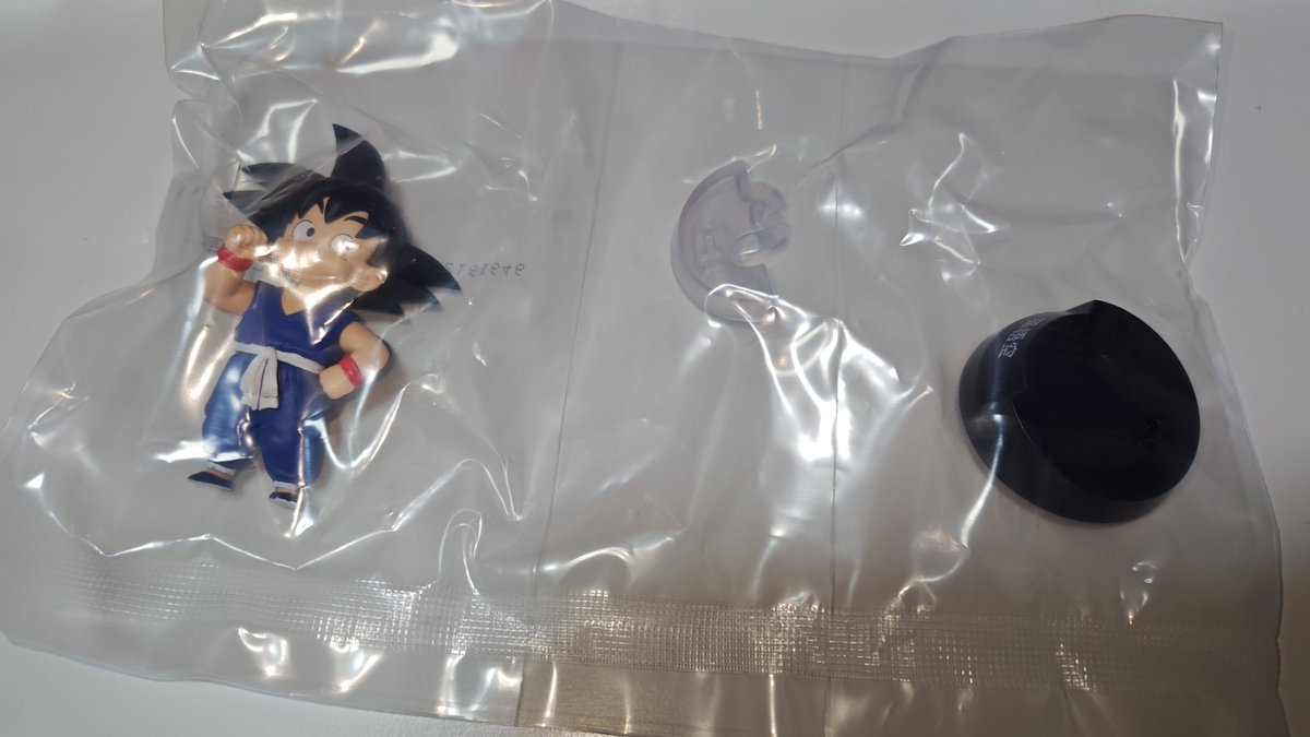 daikyuu's tweet photo. 宮城県内の方で、誰か通常版と交換しませんか？
#ドラゴンボール
#ASSEMBLECOLLECTION 
#孫悟空 https://t.co/ENsBILBJsr