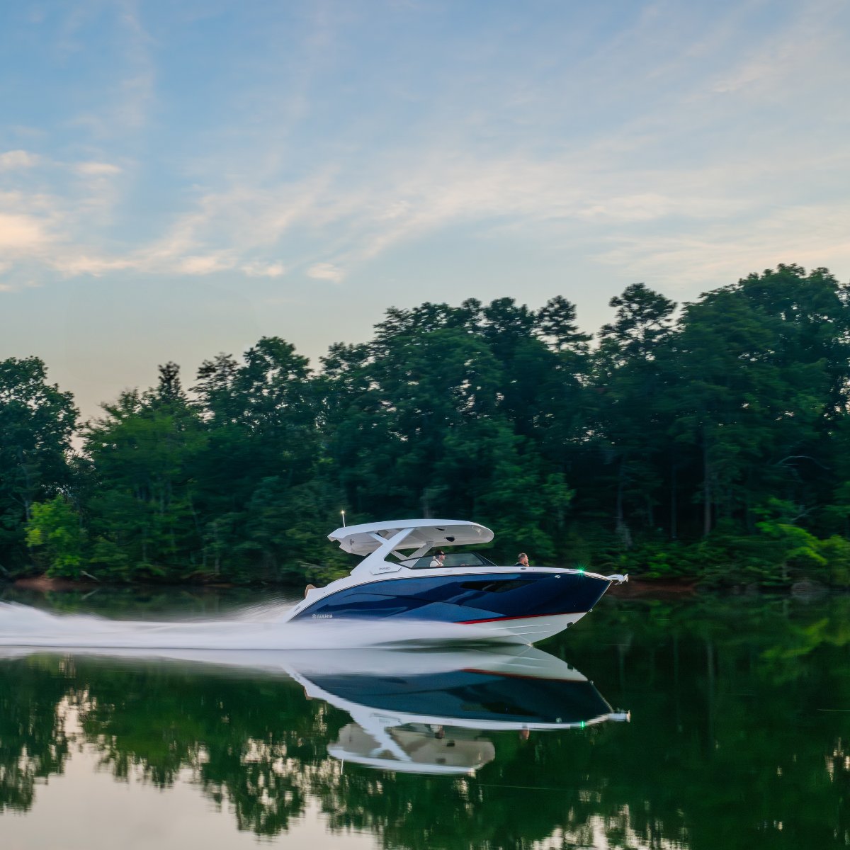 Yamaha Unveils 29-Foot Flagship to Redefine Luxury Jet Boating | All-New 295 Series Delivers Big Water Comfort, High-Tech Control, and Signature Yamaha Simplicity 🌊 

Yamaha WaterCraft, the leader in jet-powered marine technology, today unveiled three all-new 29-foot boats —a